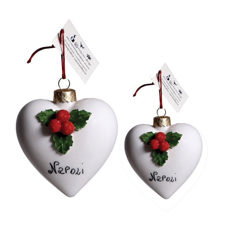 Pallina natalizia a forma di cuore in ceramica fatta a mano per Napolimania decora il tuo Natale con noi