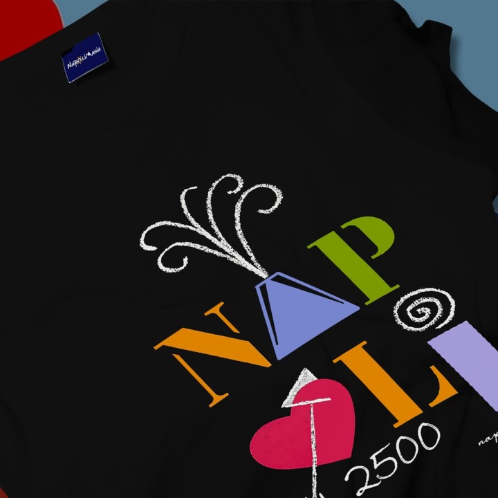 T-shirt con disegno Vesuvio e monte Fuji